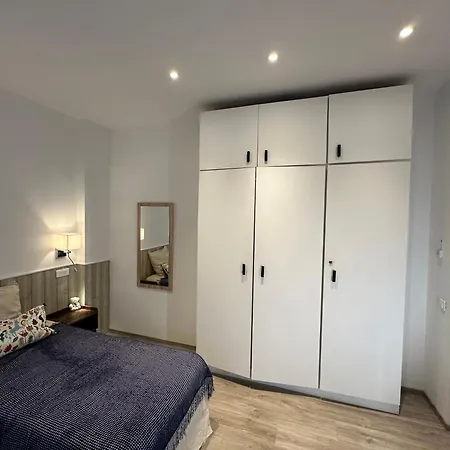 Promenade Des With Ac Near Negresco Nice