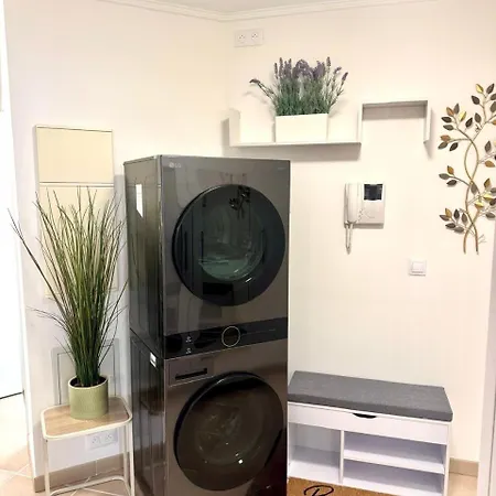 Promenade Des With Ac Near Negresco Nice